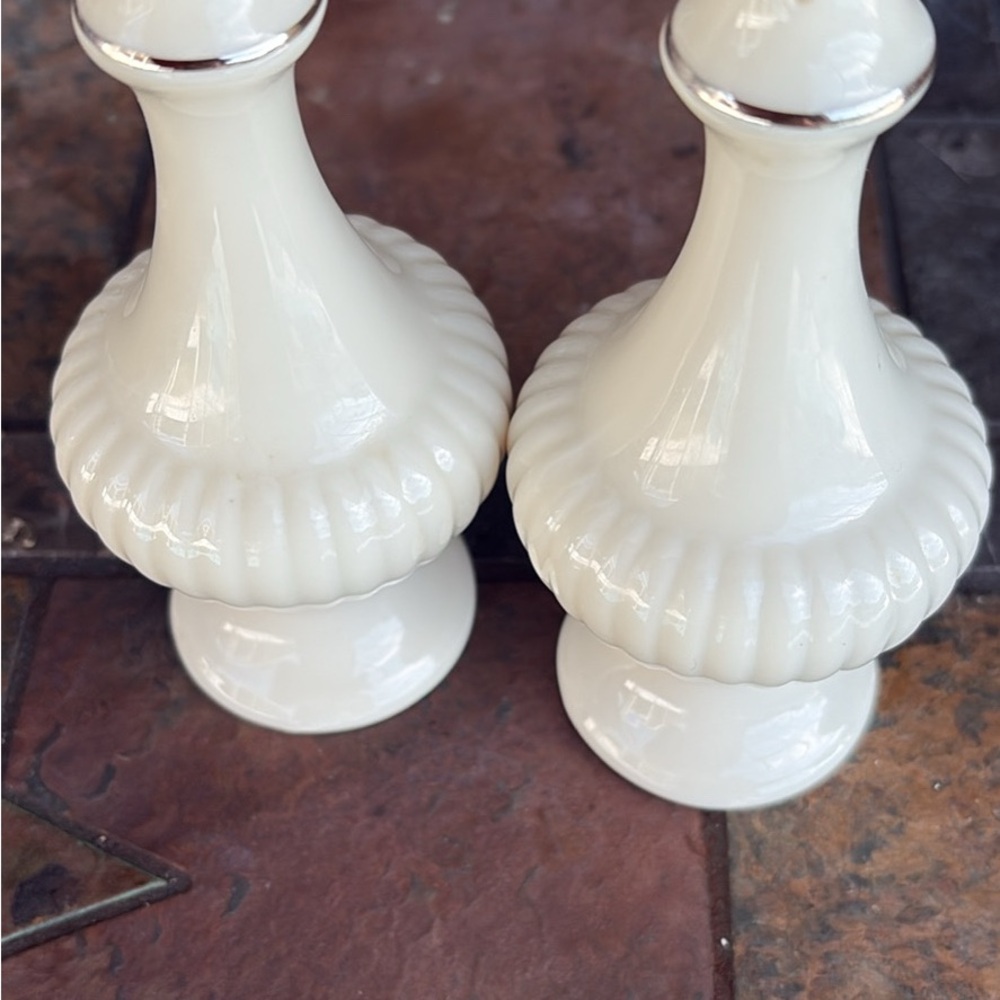 Elegant Cream Lenox salt, and pepper shakers